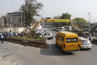 बल्न थाल्यो नागस्थानमा ट्राफिक लाईट