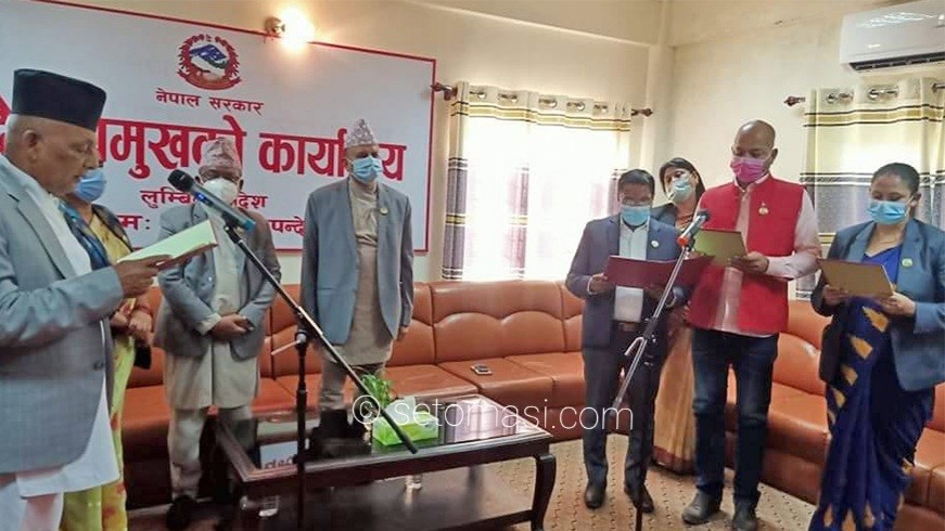 उल्टियो लुम्बिनी समीकरण, अबिस्वासको प्रस्ताबका हस्ताक्षरकर्ता नै बने मंत्री