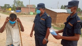 मास्क बितरणसंगै जनचेतना जगाउदै नवलपरासी प्रहरी