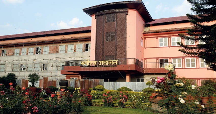 संसद पुनर्स्थापना गर्न १४६ सांसदको सर्वोच्चमा रिट