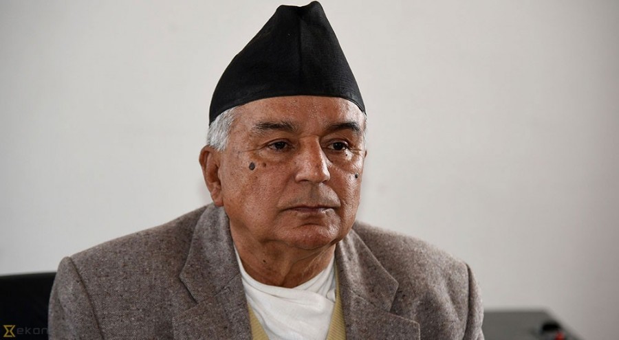 'ओली रास्ट्रवादको लगौटी बिखन्डनको पगरी बनिसक्यो' - रामचन्द्र पौडेल