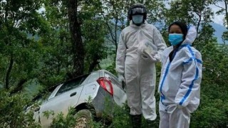 गुल्मीमा कार दुर्घटना हुदाँ ३ जना घाइते