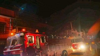 २० दमकल, सेना र प्रहरीको रातभरको प्रयासले भैरहवाको आगलागी नियन्त्रणमा, ५ करोडको क्षती 