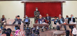 एमाले केन्द्रीय कमिटी बैठक बस्दै, माधव नेपालसहितलाई कारबाहीको तयारी