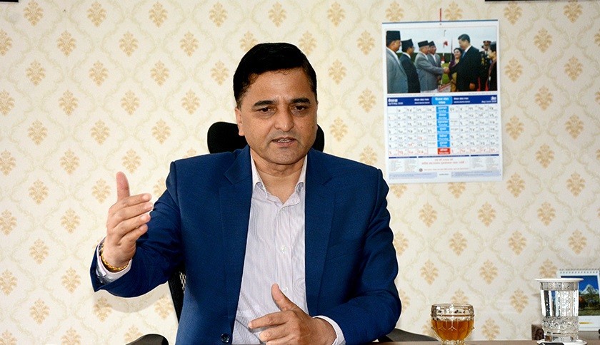 युथ फोर्श र अखिल फोर्श तत्काल खारेज गर्नुपर्छ : योगेश भट्टराई