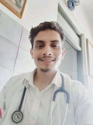 एक्लै डाक्टर तर छिटो र छरिताे सेवा