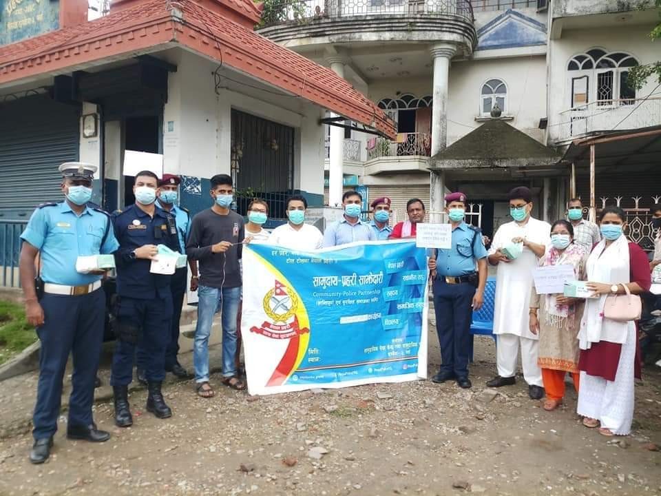 मानसिक सन्तुलन गुमाएर साङ्लोले बाँधिएका ठाकुरको ४ बर्षपछि उद्दार