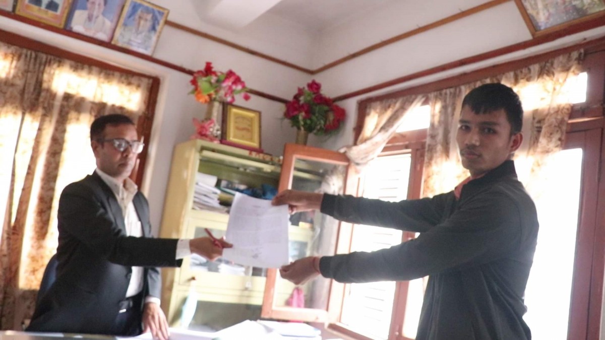 क्याम्पस बाहिरका शिक्षकले पढाईकोमा रेसुङ्गा क्याम्पसमा विद्यार्थीको ध्यानाकर्षण 