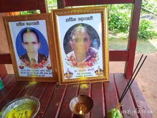 सेतोमसी सहकर्मी तथा द्वन्द्वपिडित पत्रकार कृष्ण अन्जानलाई मातृशोक