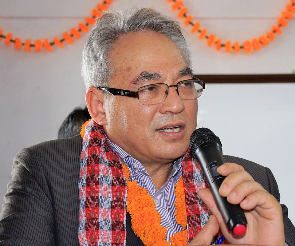 'नेकपा एमाले सर्वहाराहरूको पार्टी हो, प्रतिगमनविरुद्ध एमाले लड्छ' : बादल 
