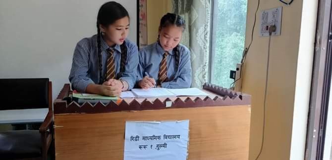 रिडि माध्यमिक विध्यालयमा विदाई कार्यक्रम सम्पन्न