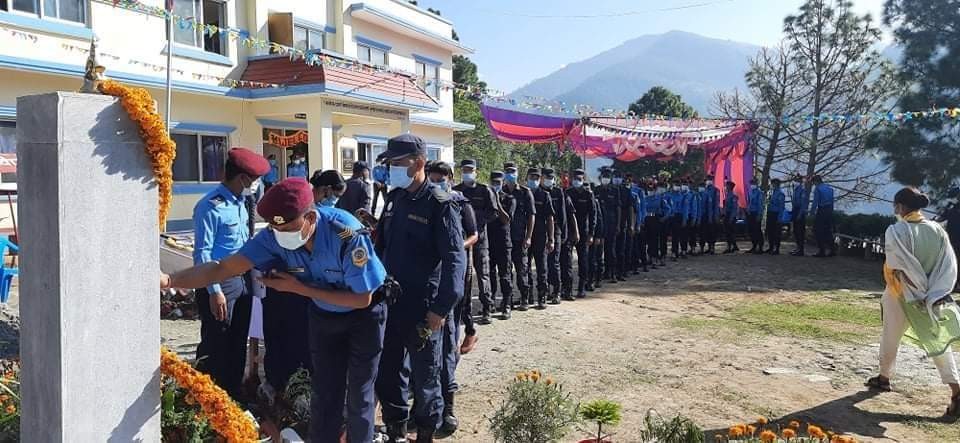 बझाङ  प्रहरी कार्यालयले मनायो ६६ औँ प्रहरी दिवस