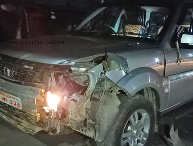 आइतबारसम्म बतासले संरचना नभत्काए, मन्त्री आले आफै भत्काउने