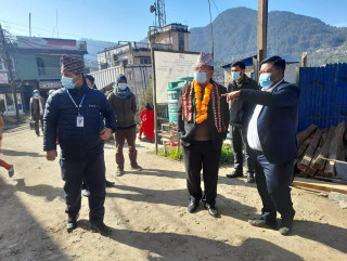 लुम्बिनी प्रदेश मन्त्री रानाद्वारा गुल्मी अस्पतालकाे अनुगमन