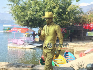 फेवाताल छेउका मानव मुर्ति,  को हुन् 'गोल्डेन म्यान' ?