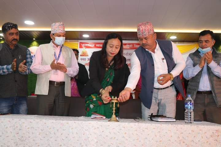 स्वास्थ्य स्वयंसेविकाहरू अधिकार र भविष्यप्रति चिन्तित