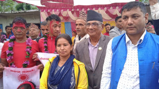 कालीगण्डकीमा माओवादीकेन्द्र र एमालेबिच चुनावी तालमेल, भन्छन्, 'वर्गीय मायाले भेट भाे'