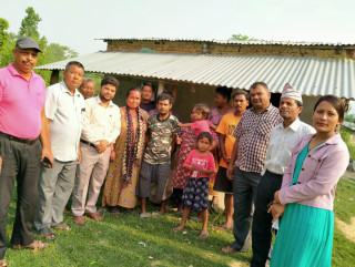 न्यून आयस्रोत भएका परिवारको नि:शुल्क स्वास्थ्य विमा गरेर जन्मदिन मनाईयो