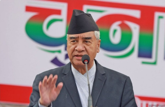 चार पटक  प्रधानमन्त्री भइसकेका देउवाको पनि ढङ्ग छैनः रवीन्द्र मिश्र
