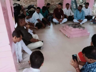 मन्दिर मै पुगेर वडाध्यक्षहरुले पाँच वर्षसम्म गठबन्धन नतोड्ने 'कसम खाए'
