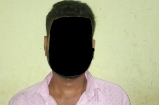 नक्कली नोटसहित एक युवक पक्राउ