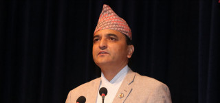 बालेनलाई योगेशको प्रस्ताव- 'काठमाडौंको फोहोर व्यवस्थापन गर्न एमालेसँग आउनुस्'
