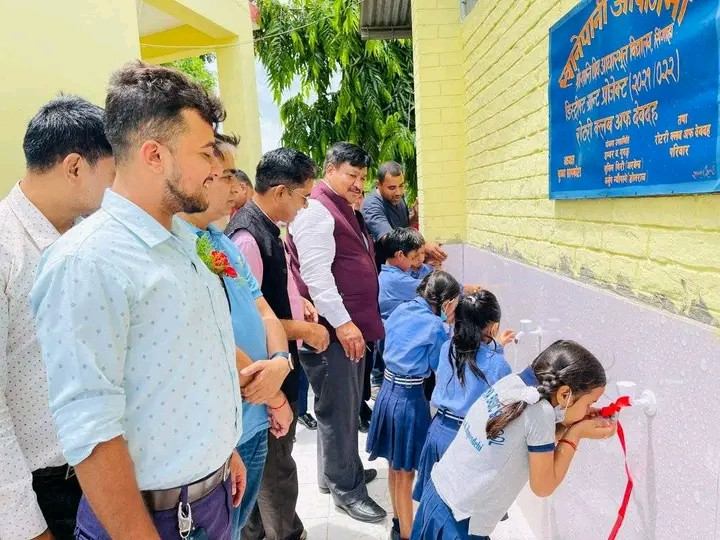 रोटरी क्लब अफ देवदहद्वारा निर्मित खानेपानी आयोजनाको उद्घाटन 