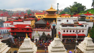 १४ वर्षपछि पशुपतिका चारवटै ढोका खुला, फोटो खिचे नगद जरिवाना