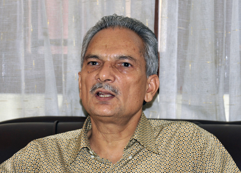 डा. बाबुराम भट्टराईको प्रस्ताव: निर्वाचन घोँषणा भएपछि सांसदको तलबभत्ता रोकौं