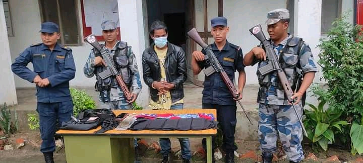 करिब ४७० किलो गाँजासहित ट्रक चालक पक्राउ