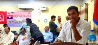 विजयनगर गाउँपालिकाका कर्मचारी खुलेआम राजनितिक कार्यक्रममा