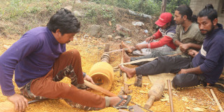 ठेकी र मदानी बनाउने पेशा सङ्कटमा