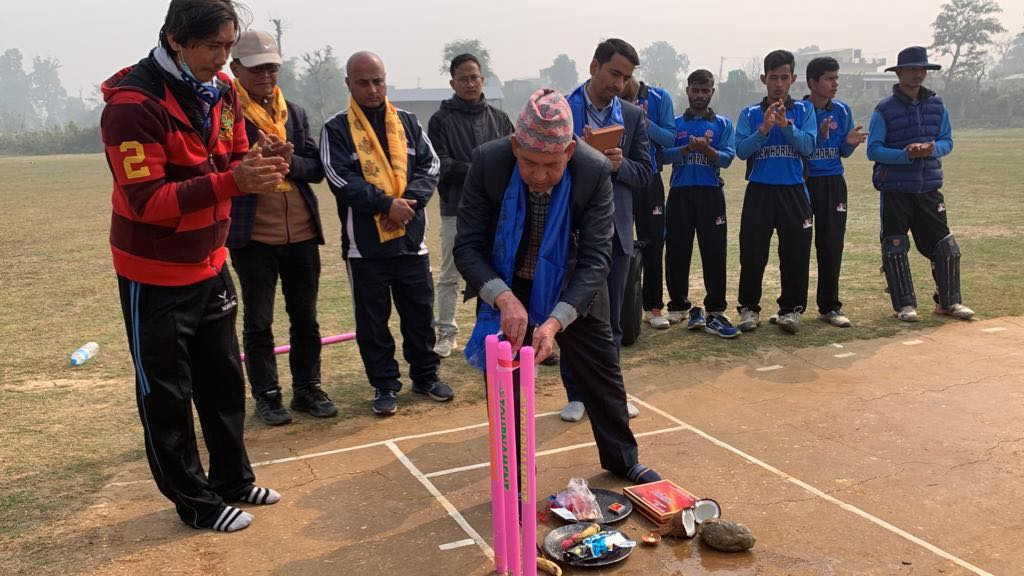 देवदहमा क्रिकेट पिचको उद्घाटन