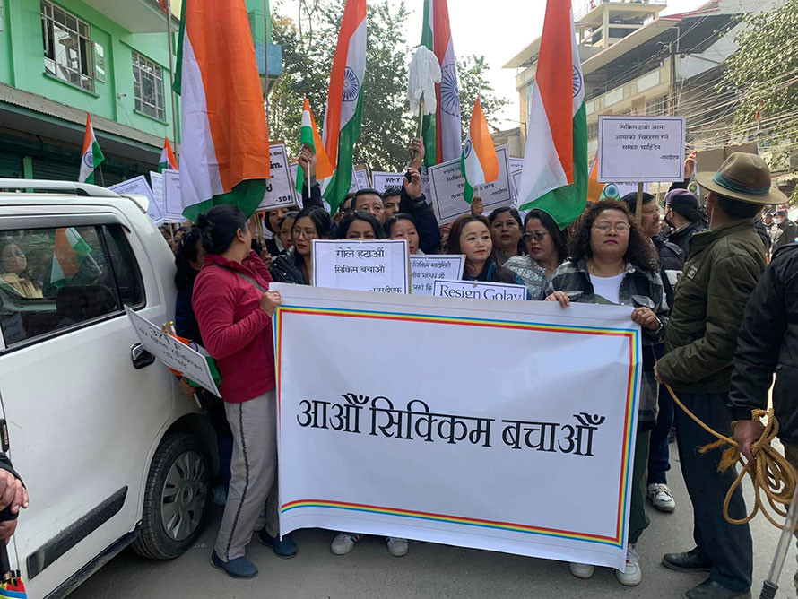 सर्वोच्च अदालतले नेपाली भाषीलाई आप्रवासी भनेपछि सिक्किममा आन्दोलन चर्किदै