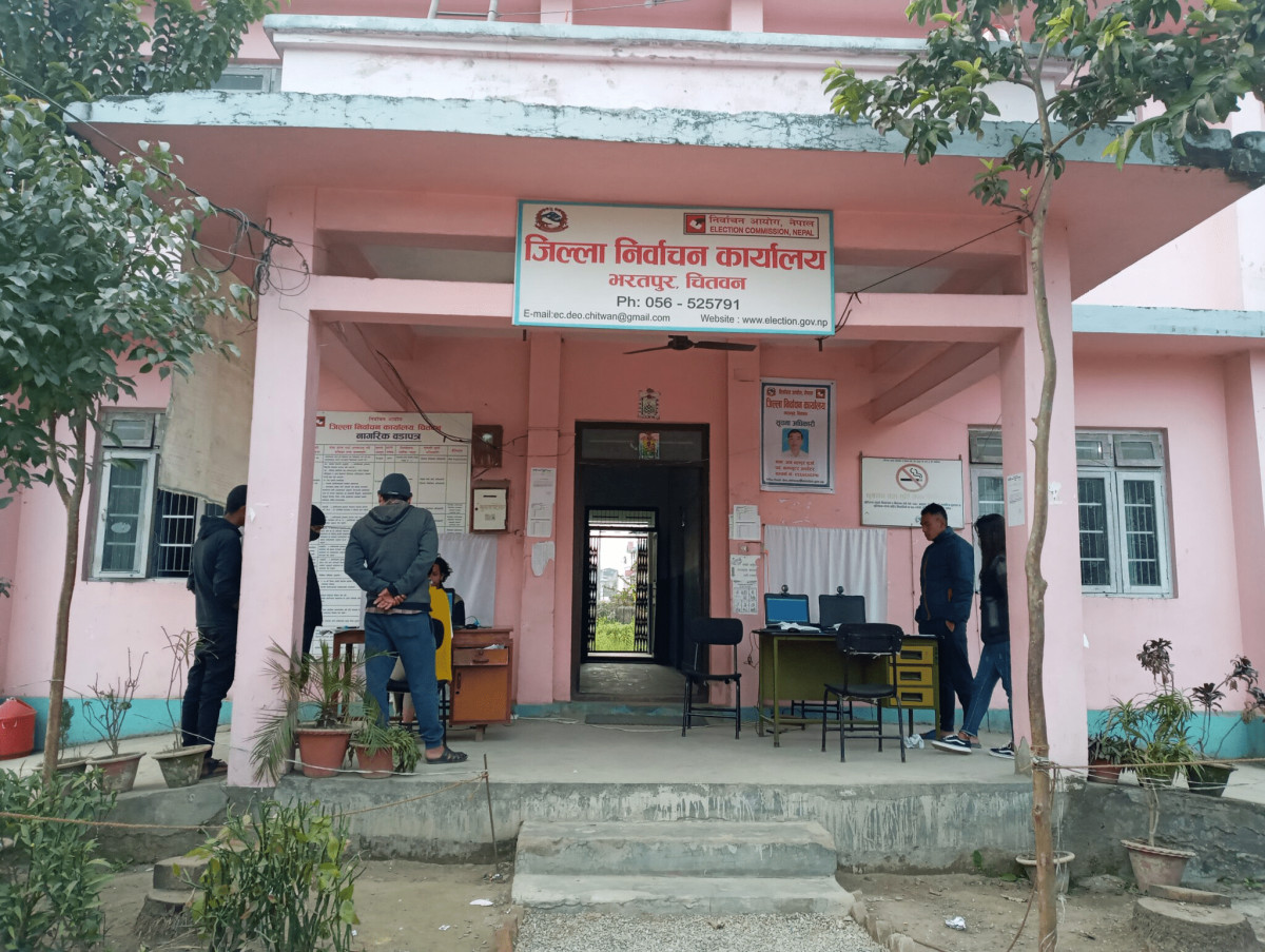 चितवन-२ मा उपनिर्वाचन गर्नुपर्दैन, मलाई निर्वाचित घोषणा गरियोस : उमेश श्रेष्ठ