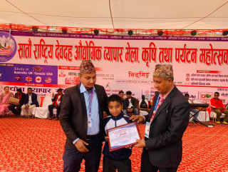 देवदह मेला: नगरस्तरिय वक्तृत्वकला प्रतियोगिताको उपाधि न्यू नमूना बोर्डिंङ स्कूललाई 