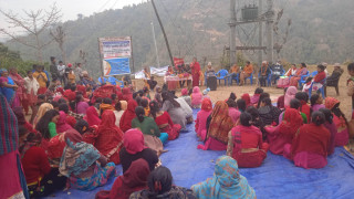 सालिपाेखरी जब तिजकै झल्काे दिनेगरी आमादिदीबहिनीले भरियाे