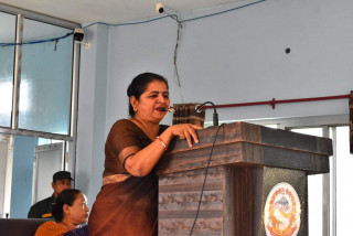 महिलाले नगरपालिका चलाउन सक्दैनन् भन्ने अफवाह फैलाईयो: नगर प्रमुख अर्याल