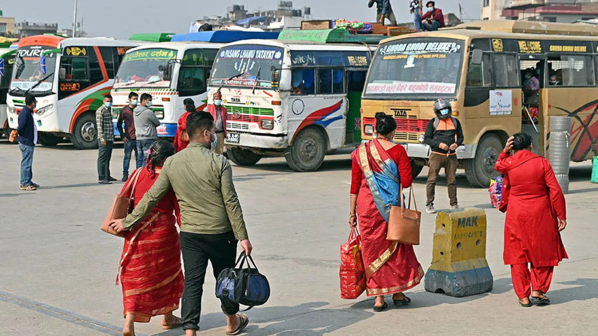 मास्क नलगाउने यात्रुले  सार्वजनिक सवारी साधन चढ्न नपाउने