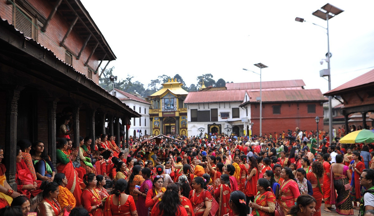 आज साउनको पहिलो सोमबार, देशभरका शिवालयमा भक्तजनको भीड