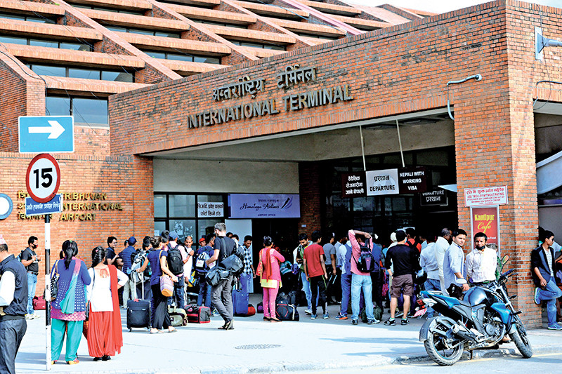 रेल चालकका लागि विज्ञापन खुल्यो ! बन्ने हो रेल ड्राइभर ?