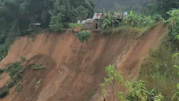 भूकम्पले धादिङमा १८ परिवारको घरगोठमा क्षति