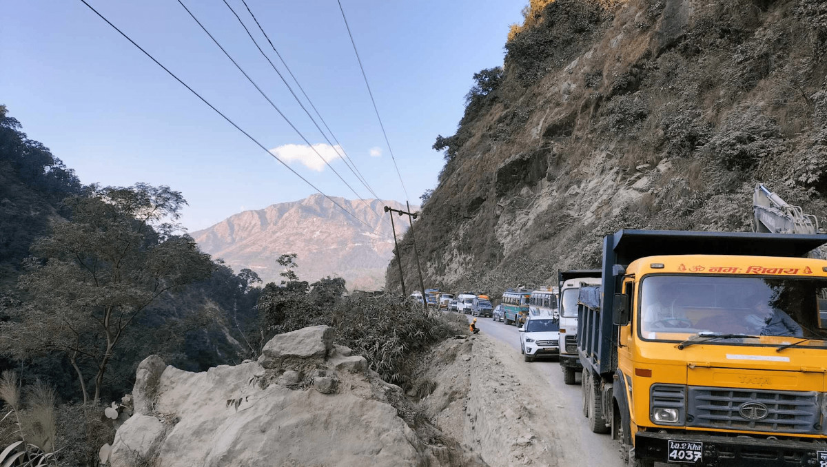 सिद्धार्थ राजमार्ग दैनिक छ घण्टा बन्द हुने