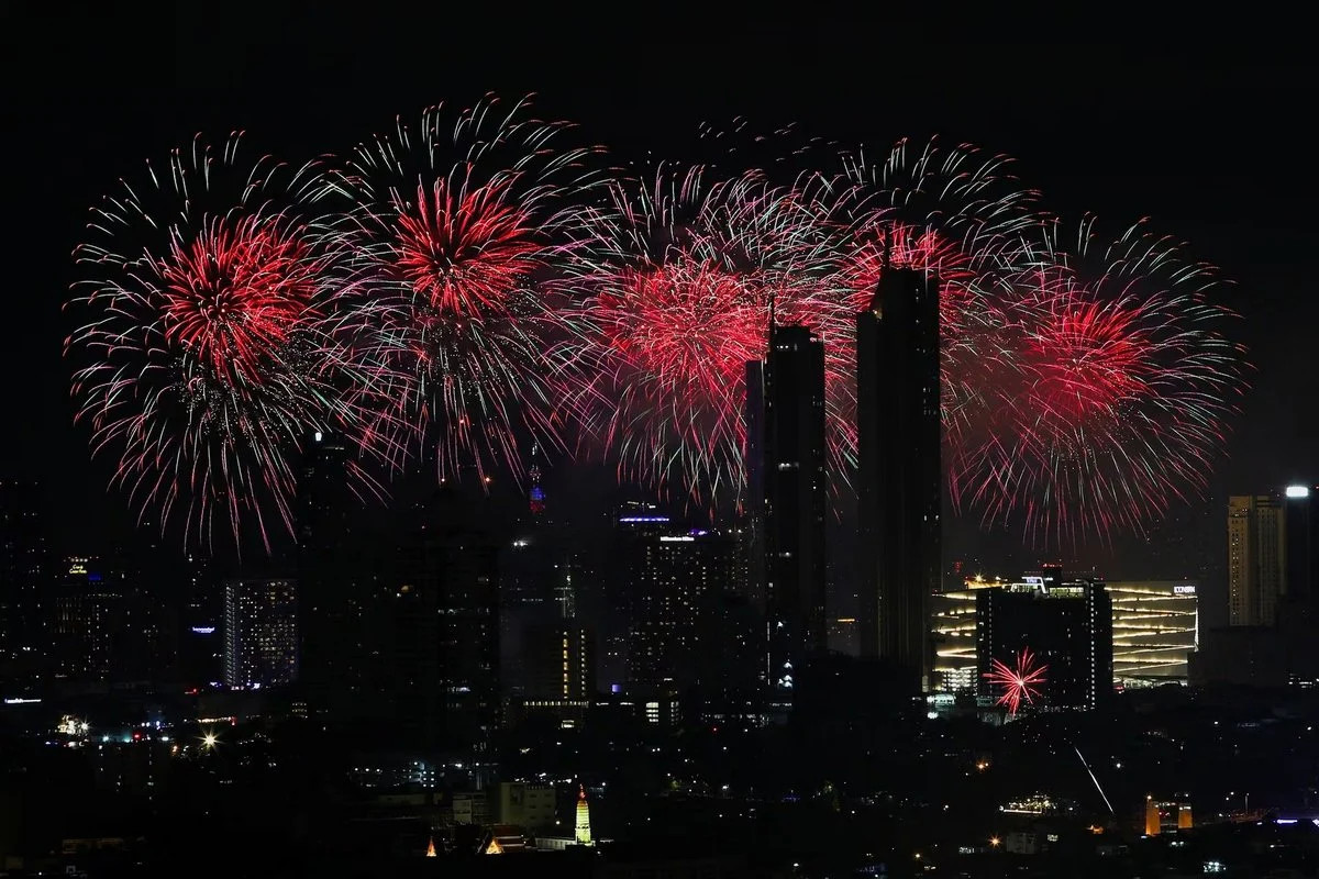 new-year-2024-(1)_DCBZy17IsU.webp