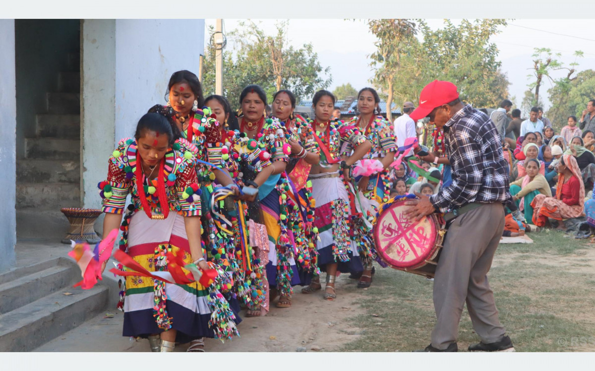 होलीपर्वले मानव जीवनलाई रङ्गीन र उल्लासमय बनाउन प्रेरित गर्छ : प्रधानमन्त्री