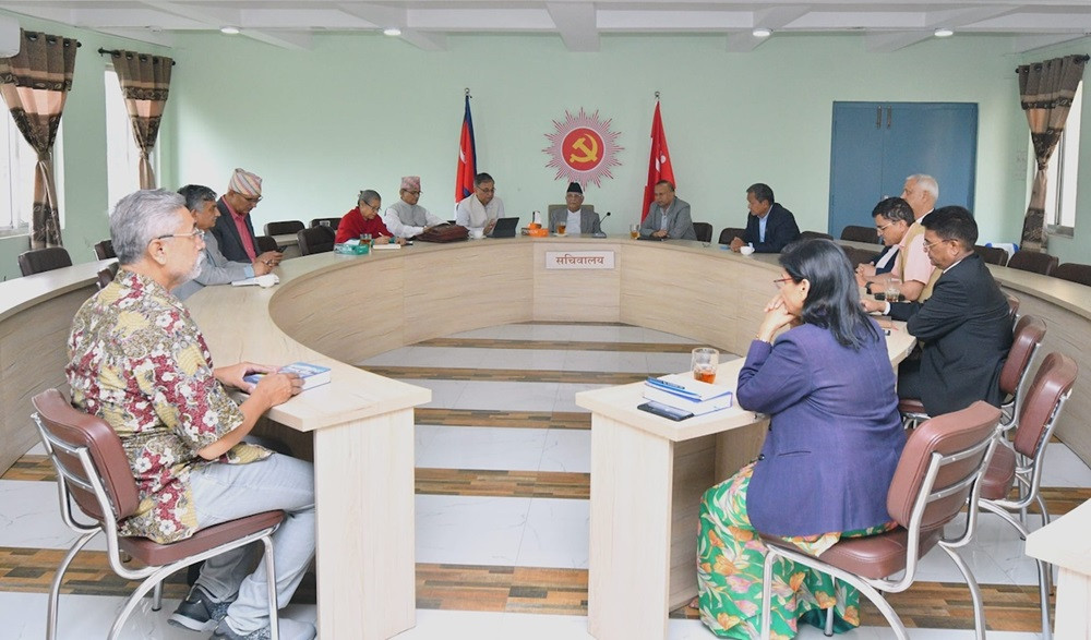 एमाले सचिवालय बैठक बस्दै