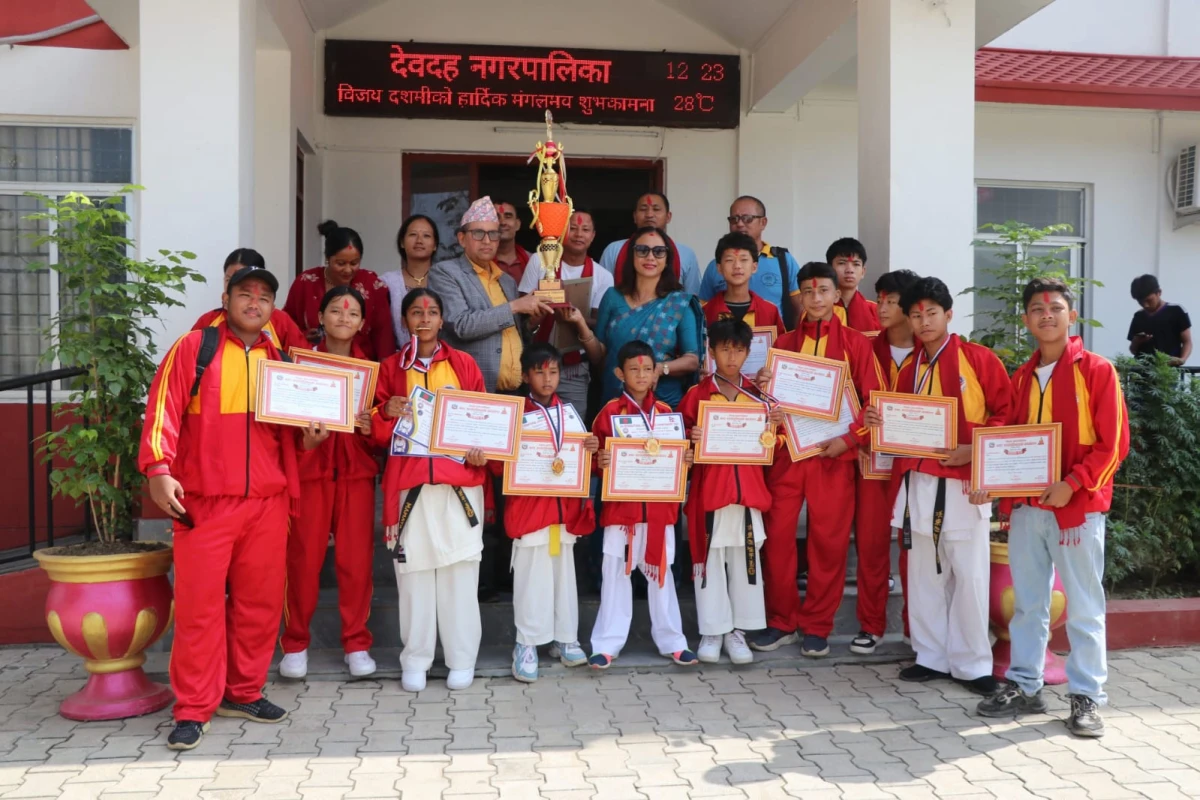 अन्तराष्ट्रिय करातें प्रतियोगितामा उत्कृष्ट प्रदर्शन गर्ने खेलाडीलाई देवदहमा सम्मान
