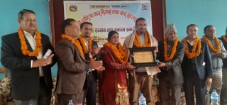 गुल्मीका उत्कृष्ट करदाता भन्छन् : 'सरकारले काम गरेको पैसा निदिँदा लुकेर हिड्ने बनायो'