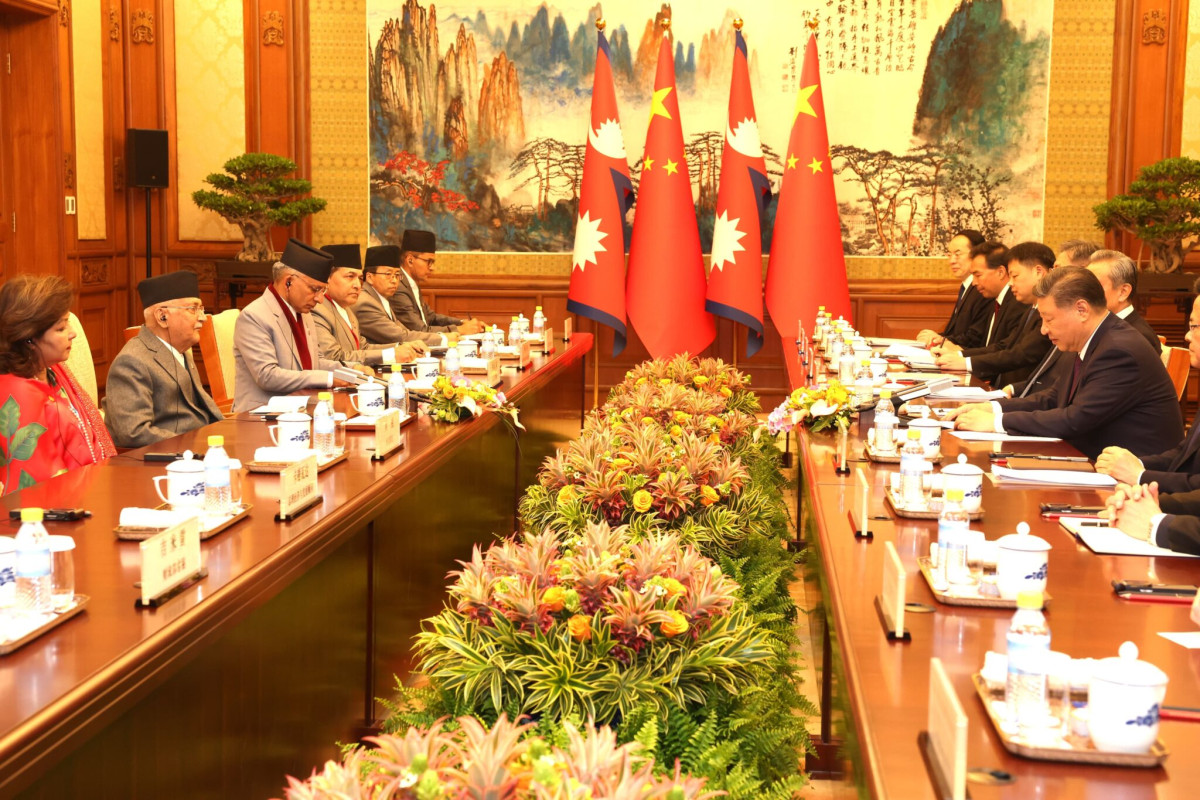 kp-oli-team-dilauge-with-xi-zin-ping-2-2048x1365.jpg