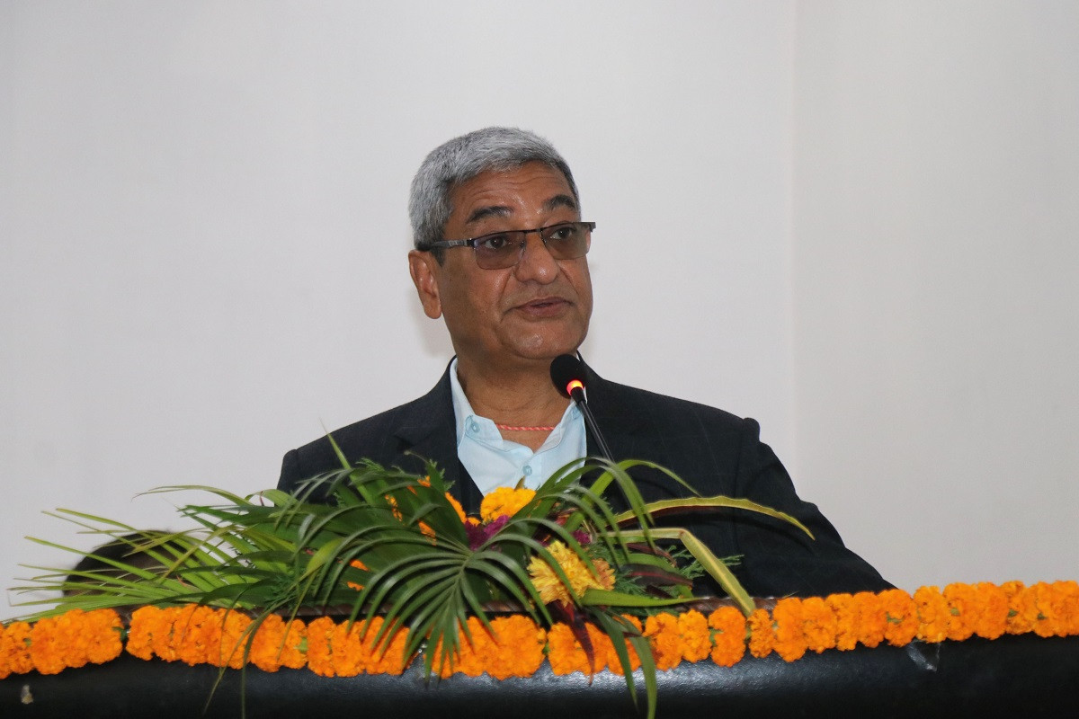 कृत्रिम अभाव र कालोबजारी अन्त्य गर्न सरकार लागिपरेको छ : गृहमन्त्री लेखक